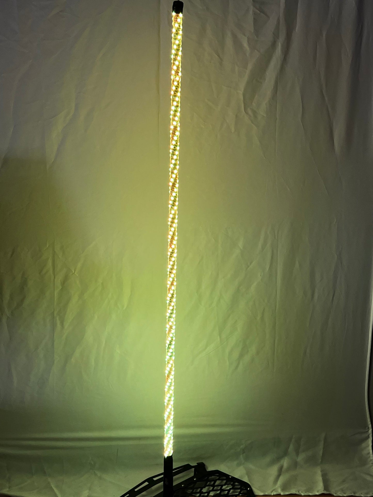 Code 4 LED 5ft RGBW Light whip with remote control and quick disconnect